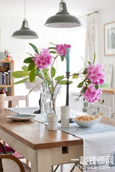 最新餐厅吊顶装修效果图欣赏